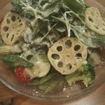 Wain shokudou kirakuni -                      8品目の彩り野菜のグリーンサラダ
