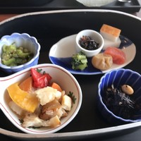 日本料理 初海 - 