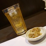 宮の森れんげ堂 - ジャスミン茶とザーサイです。