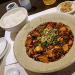 宮の森れんげ堂 - “お昼のれんげ堂セット(1800円税)です。