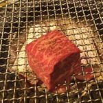 肉塊"ロック"ステーキ、焼く前。※二人前