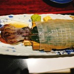 おいしい寿司と活魚料理 魚の飯 - 名物！！泳ぎイカ（大）＠1990円