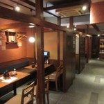 地酒とそば・京風おでん 三間堂 - 店内