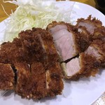 豚々ジャッキー - あぐー（数量限定）ロースかつ　アップ