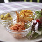 チェルシーズガーデンカフェ - パスタセットの前菜の有機野菜のサラダ