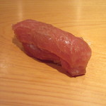 鮨 さかい - 常温に戻した157kg生トロ