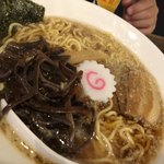 豚骨醤油ラーメン めんくい - 