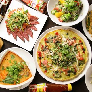 Very popular!! Many creative Vietnamese Cuisine such as Vietnamese hotpot and cheese banh xeo