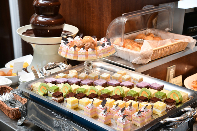 展望レストラン メープル 中佐世保 バイキング 食べログ 展望レストラン メープル 中佐世保 バイキング 食べログ