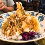 河童土器屋 - 上天丼(9種盛り) 1550円