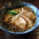 麺工房 隠國 - 焦がしねぎがアクセント