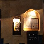 ダバ インディア - 今宵も行列で20分位待ちました。