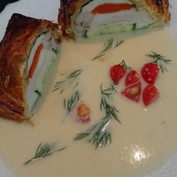 ラ・ボンヌターブル - 