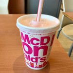 マクドナルド - このカップが可愛いマックシェイクの「もも 3種いれちゃいました」♫