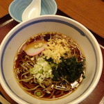 嘉文 - ぶっかけ冷そばハーフ(500円)