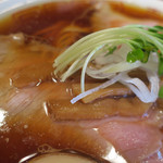 中華そば しば田 - 中華そば・味玉　ズームアップ