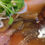 中華そば しば田 - 中華そば・味玉　ズームアップ