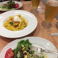 Osteria UVA RARA 横浜 - 