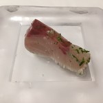 ウシマル - シマアジの藁焼き