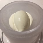 ウシマル - アイスクリーム