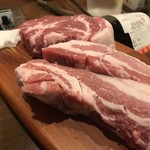 육전식당 - サムギョプサル