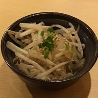 地葉 - もやしの和えもの（焼鳥 地葉） 2018.8