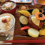 タケウチ - 煮込みハンバーグカレー膳850円