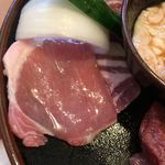 焼肉処 まるます家 - 地養豚ロース♬︎甘みがあって…さすが！上富良野の豚肉は美味しいわ♡絶妙な塩味です...♪*ﾟ