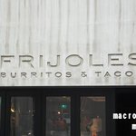 FRIJOLES BURRITOS&TACOS - 看板