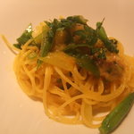 キメラ - 瀬戸内産焼鱧と九条葱、金針菜のフェデリーニ 