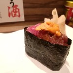 本気焼肉 肉とめし 肉寿司 - ウニ高級肉イクラ軍艦