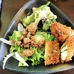 やまちょう - 後から到着した揚げ物のお皿