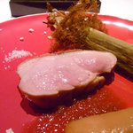 フロリレージュ - 2011年７月：メイン肉の一皿目、ああ、こうきますか。