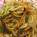 Daitom Paku - あんかけ焼きそば、麺アップ