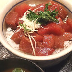 鮪小屋本店 - ぶつ丼Ｗ（ご飯少なめ）