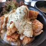 CHERRY - 鶏肉の南蛮丼
                        ¥500プラス(税)