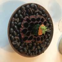 Installation Table ENSO L'asymetrie du calme - アミューズ２青じそとレンコンのコロッケにうにのっけ