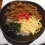 モモフク - 鶏そぼろご飯 2018.8