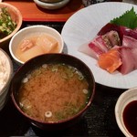 めしの助 - 刺身定食