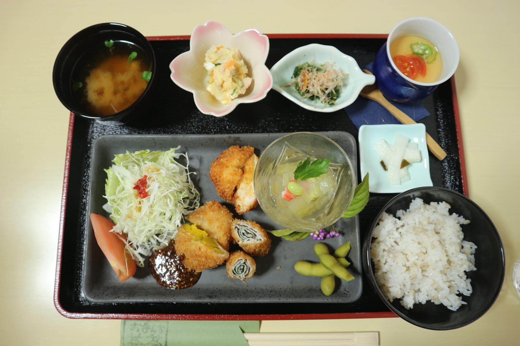 お寺んち　茶茶 - 長船/日本料理 | 食べログ お寺んち　茶茶 (長船/日本料理)