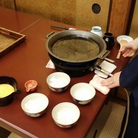 人形町今半 本店 - すき焼きの準備が始まりました。