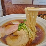 SHINASOBA 颯々樹 - 琥珀重ね醤油そば