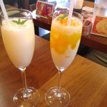 インディアンキッチン ラソイ - セットのミニラッシー＆別途発注ミニマンゴーラッシー！