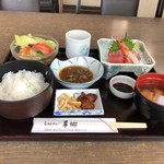 レストラン東郷 - スペシャルランチ(季節のお刺身、ミニサラダ)