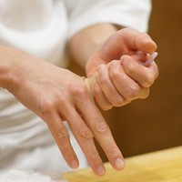 さき田 - 握るときに美しいフォルムを作る