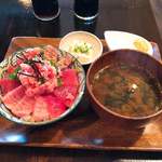 MAGURO GARAGE - 