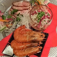 天空飲茶酒家 - 【前菜】酔っ払い海老紹興酒、紅芯大根とクラゲの和え物、叉焼～梅の香り～