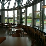 越麺屋 - 店内（奥から）