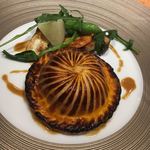 レヴォル - オマール海老のパイ包み焼き