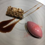 レヴォル - ノワゼッティーヌ　フランボワーズのアイス